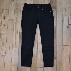 Silver Jeans Women's Size 28 Black Cropped Skinny Jeans